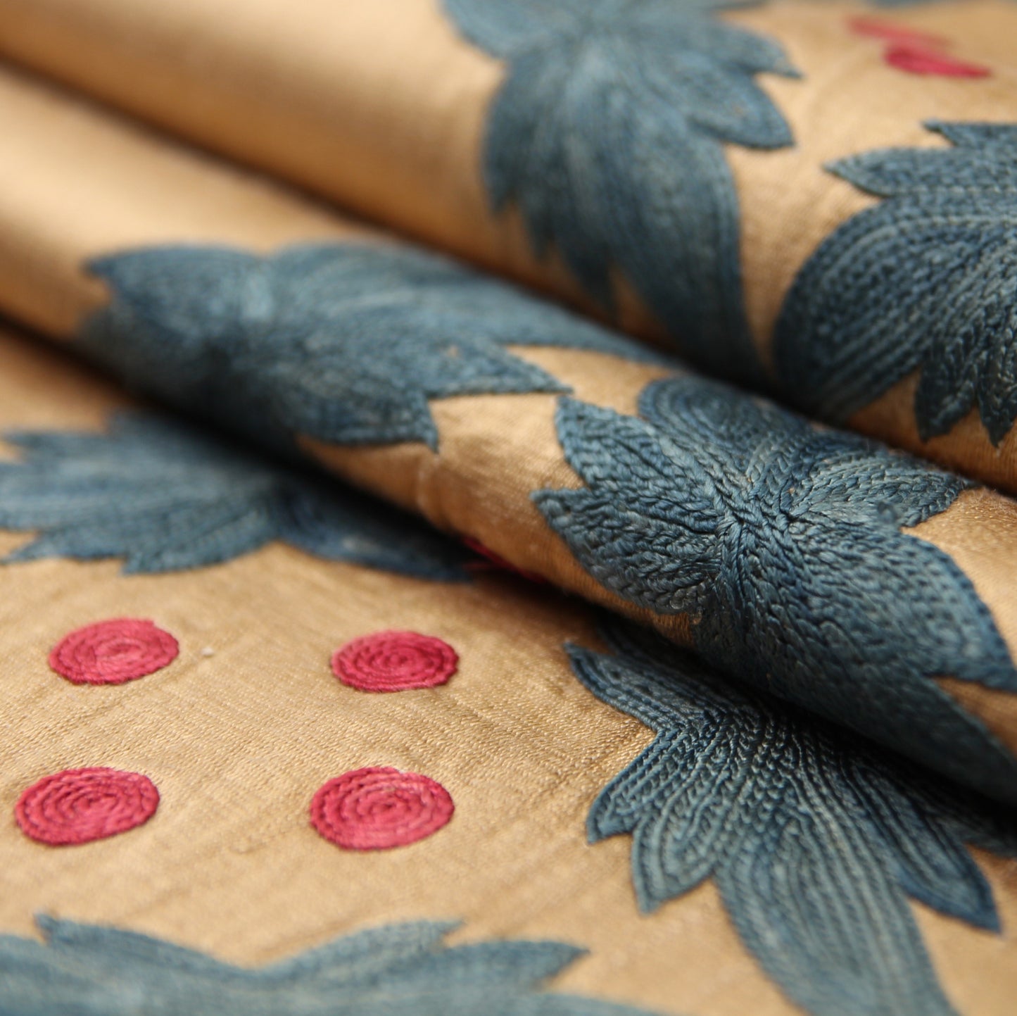 Ottoman Antique Suzani Embroidered Runner (Early 20th Century)