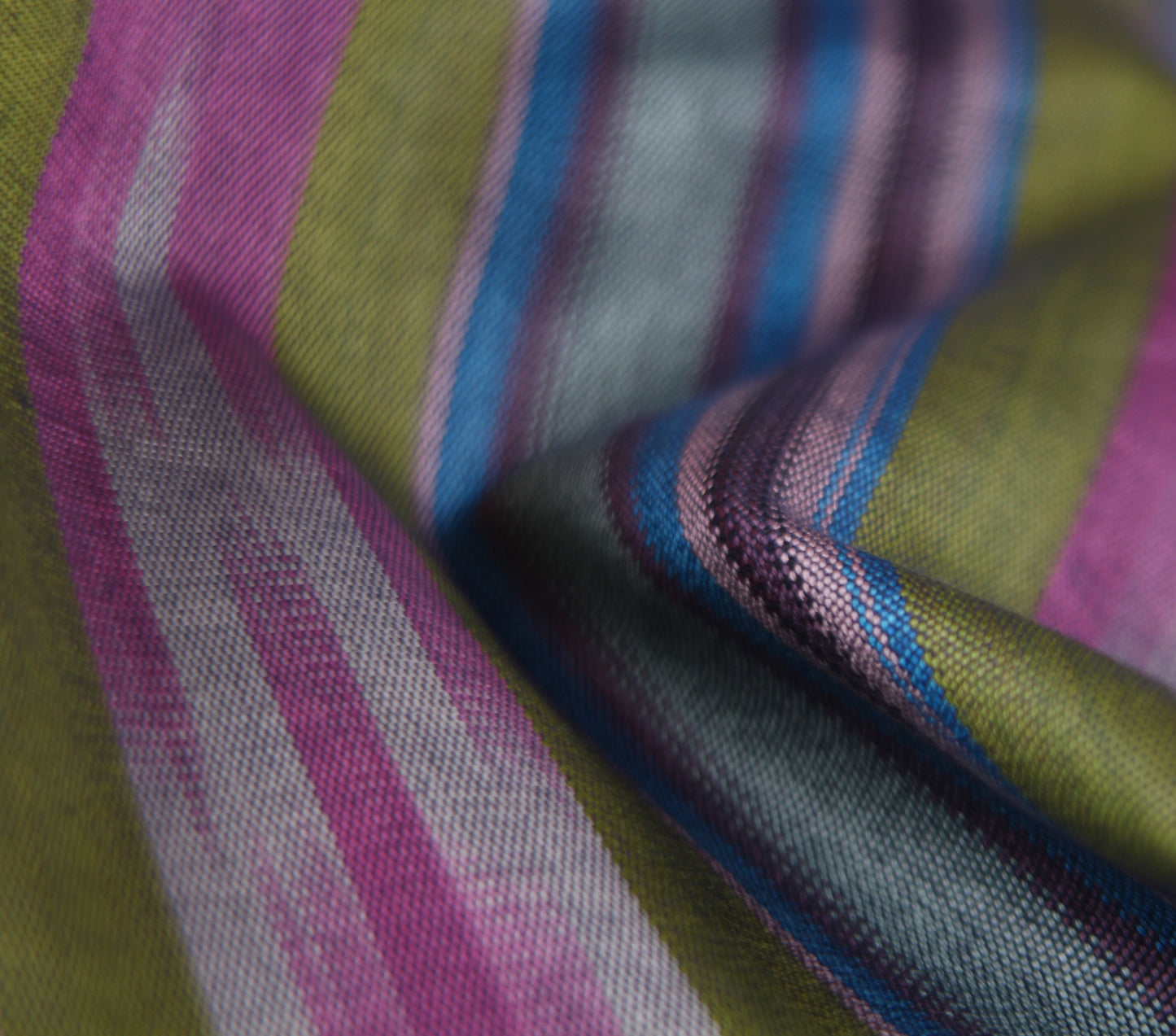 Ottoman Pink Ikat Kutnu